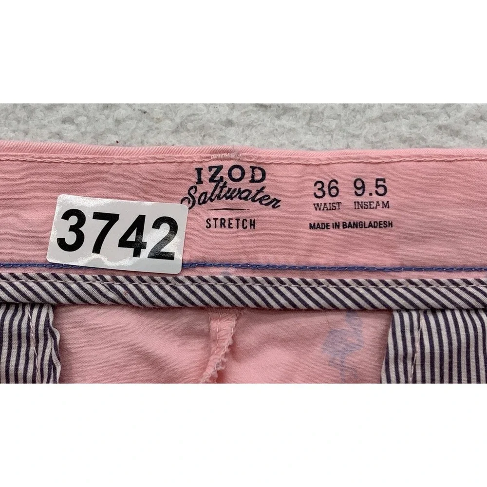 Izod Saltwater Shorts Mens 38x10 Pink Blue Allover Bird Print Preppy Stretch Dad